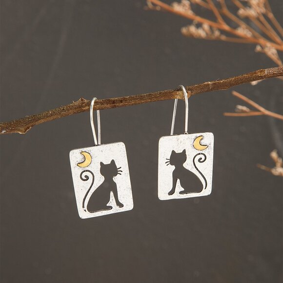 The Cat & The Moon Silver Dipped Gold Accent Keepsake Gift Dangle Earrings NEW - Picture 7 of 8